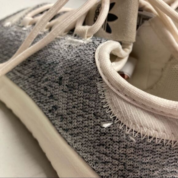 Adidas | Tubular, Women’s Size 7, Blue/gray and white, tie closure - Picture 12 of 12